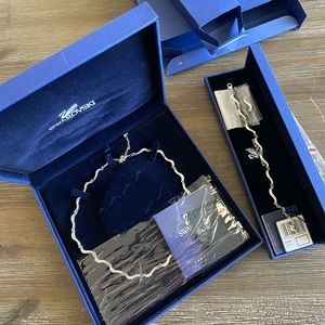 Swarovski Crystal necklace and bracelet set.